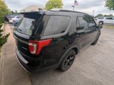Used 2016 Ford Explorer XLT w/ Equipment Group 202A image 4
