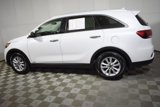 Used 2019 Kia Sorento LX w/ LX Convenience Package image 2