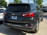 Used 2018 Chevrolet Equinox LT image 2