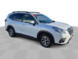 Used 2023 Subaru Forester Premium image 2