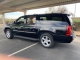 Used 2009 Chevrolet Suburban LTZ image 2