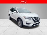 Used 2018 Nissan Rogue SV image 3