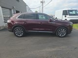 Certified 2022 Lincoln Nautilus AWD image 3