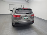 Used 2017 Kia Sorento LX image 6