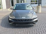 Used 2024 Hyundai Elantra SEL image 2
