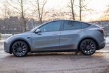Used 2024 Tesla Model Y Performance image 2