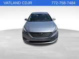 Used 2015 Hyundai Sonata SE image 3