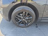 Used 2020 Chevrolet Equinox LT w/ Midnight Edition image 4