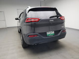 Used 2016 Jeep Cherokee Latitude w/ Cold Weather Group image 6