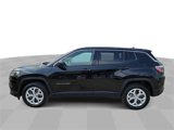 Used 2024 Jeep Compass Sport image 5