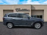Used 2022 BMW X5 xDrive40i w/ Premium Package image 3