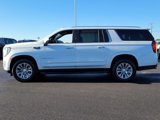Used 2022 GMC Yukon XL Denali image 3