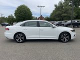 Used 2022 Volkswagen Passat 2.0T SE image 3