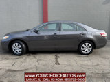 Used 2011 Toyota Camry LE image 2