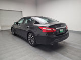 Used 2017 Nissan Altima 2.5 SV image 5