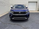 Used 2024 Volkswagen Taos SE image 2