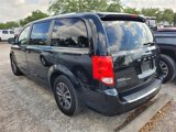 Used 2017 Dodge Grand Caravan SXT w/ Driver Convenience Group image 4