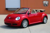 Used 2008 Volkswagen Beetle SE image 2