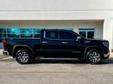 Used 2023 GMC Sierra 1500 SLT w/ SLT Convenience Package image 3