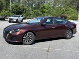 Used 2024 Nissan Altima 2.5 SV image 2