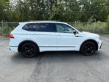 Used 2022 Volkswagen Tiguan SE R-Line image 6