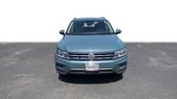 Used 2020 Volkswagen Tiguan SE image 3