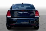 Used 2018 Chrysler 300 Touring L image 4