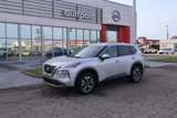 Used 2023 Nissan Rogue SV image 2