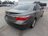 Used 2016 Toyota Camry SE image 3