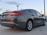 Used 2018 Ford Fusion SE w/ Fusion SE Technology Package image 3