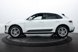 Certified 2022 Porsche Macan image 2