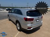 Used 2020 Kia Sorento LX w/ LX I4 Convenience Package image 5