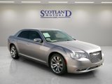 Used 2018 Chrysler 300 Limited w/ Safetytec Plus Group image 4