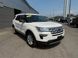 Used 2018 Ford Explorer XLT image 2