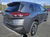 Used 2023 Nissan Rogue SV image 3