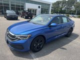 Certified 2024 Volkswagen Jetta SE w/ Panoramic Sunroof Package image 5