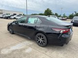 Used 2023 Toyota Camry SE image 3