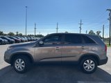 Used 2011 Kia Sorento LX image 4