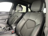 Used 2023 Porsche Macan Turbo image 5