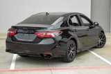 Used 2021 Toyota Camry SE image 3
