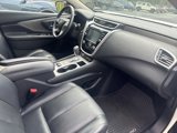 Used 2018 Nissan Murano Platinum image 2