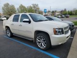 Used 2013 Chevrolet Avalanche LTZ image 3