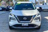 Used 2021 Nissan Rogue SV image 2