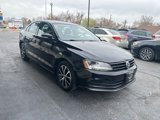 Used 2017 Volkswagen Jetta SE image 3