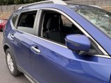 Used 2018 Nissan Rogue SV image 3