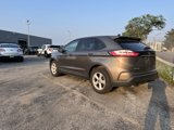 Used 2019 Ford Edge SE image 2