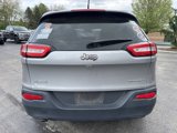 Used 2016 Jeep Cherokee Sport image 4