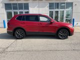 Used 2022 Volkswagen Tiguan SE image 4