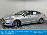 Used 2017 Ford Fusion SE w/ Fusion SE Technology Package image 1