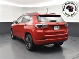 Used 2023 Jeep Compass Limited image 4